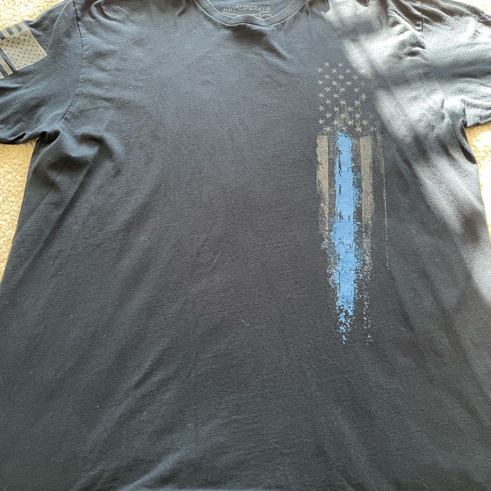 Men's Black Graphic Grunt Style Crewneck T-Shirt with Blue Flag Accent